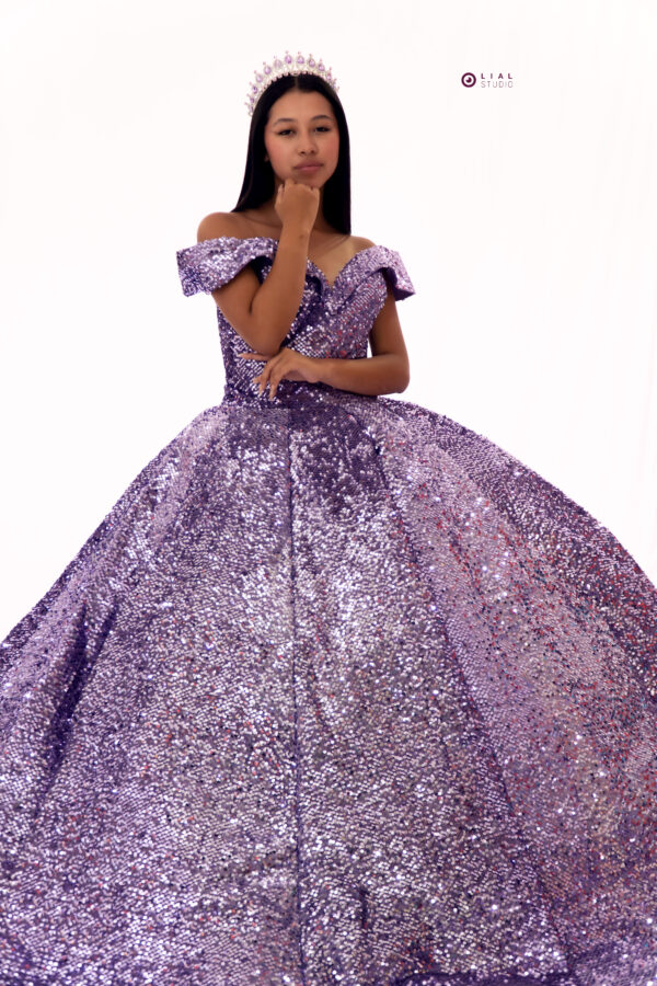 DSC04876 Vestido de XV Lila en Lentejuela – Brilla como una Reina en tu Gran Noche