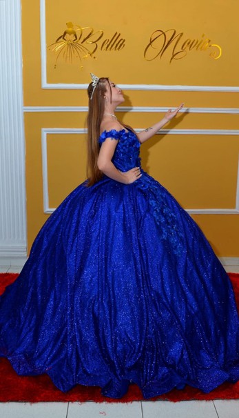 Vestido de XV Azul Eléctrico con Chispitas – Puro Glamour y Magia