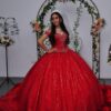 Vestido de XV Rojo con Detalles Plateados1 Vestido de XV Rojo con plateado– La Pasión y Elegancia de tu Gran Noche