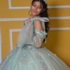 Vestido de XV Verde Sage – Frescura Natural para tu Noche Especial