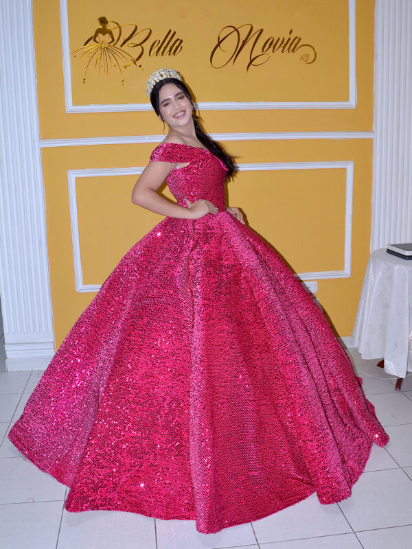 Vestido de XV Fucsia en lentejuela