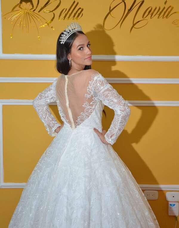 WhatsApp Image 2022-11-07 at 11.32.23 AM Vestido de Novia Fatima