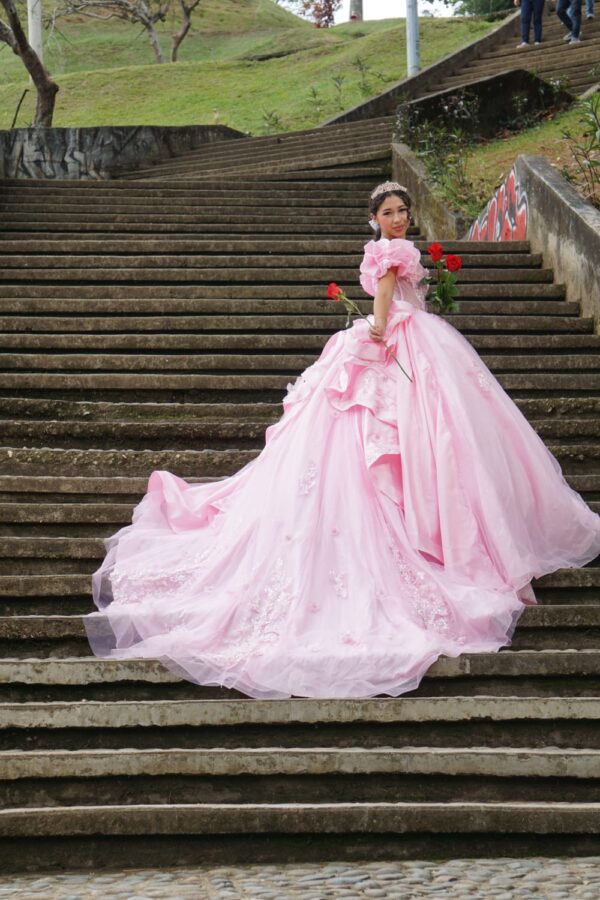 Vestido de XV Pink de cola